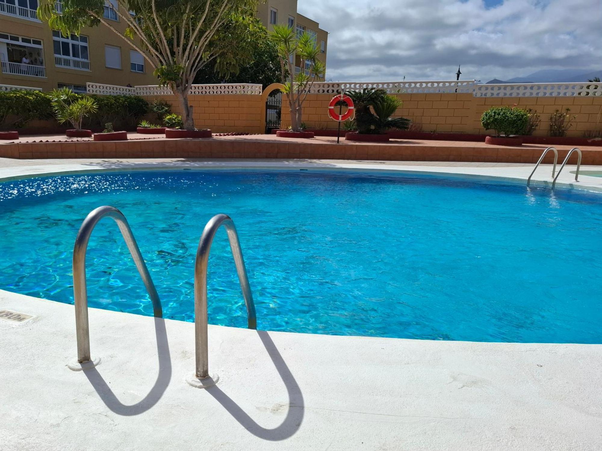 Habitacion Doble Con Bano Y Terraza Privada Ελ Μέντανο Εξωτερικό φωτογραφία